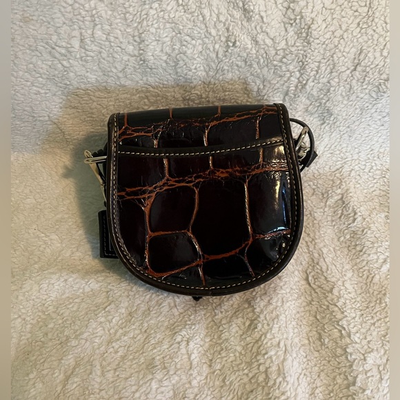 Dooney & Bourke crocodile crossbody - Picture 7 of 7